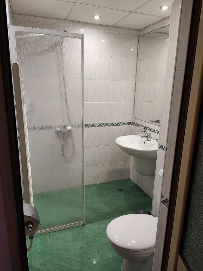Hotel Akord 3*